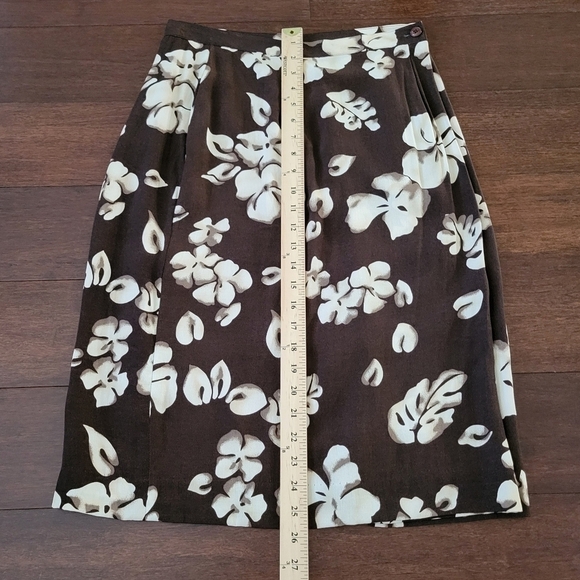 Vintage Sassco Brown Floral A-Line Knee Length Wrap Skirt Women's 10- 28" Waist - Picture 10 of 10